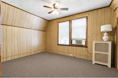 339 Lawrie St, Perth Amboy, NJ 08861 - Photo 11