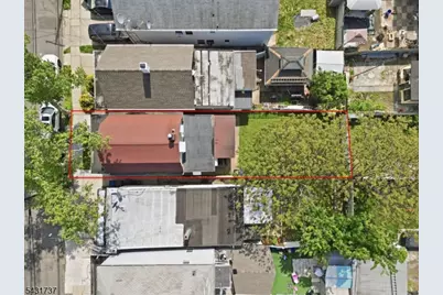 339 Lawrie St, Perth Amboy, NJ 08861 - Photo 23