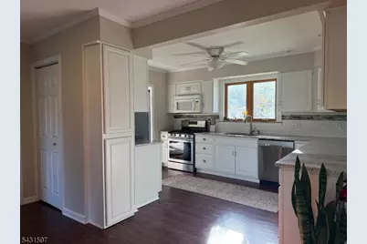 18 Kline Blvd, Readington, NJ 08889 - Photo 5