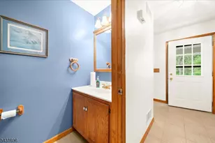729 Vulcanite Ave, Alpha, NJ 08865 - Photo 15