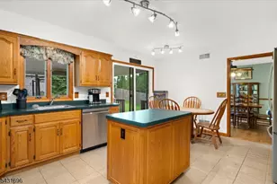 729 Vulcanite Ave, Alpha, NJ 08865 - Photo 13