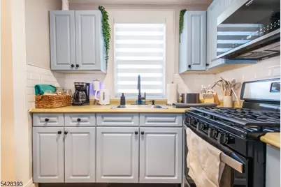 222 William St, East Orange, NJ 07017 - Photo 35