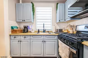 222 William St, East Orange, NJ 07017 - Photo 35