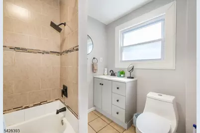 222 William St, East Orange, NJ 07017 - Photo 39
