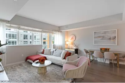 800 Ave Port Imp #920, Weehawken Twp., NJ 07086 - Photo 5