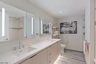 800 Ave Port Imp, Weehawken Twp., NJ 07086 - Photo 13