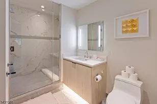 800 Ave Port Imp, Weehawken Twp., NJ 07086 - Photo 7