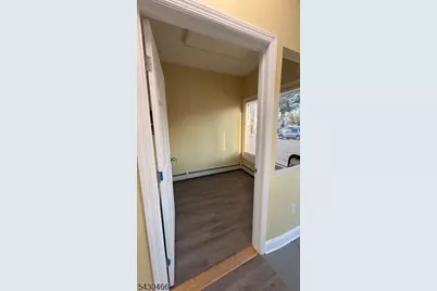 43 Washington St, West Orange Township, NJ 07052 - Photo 5