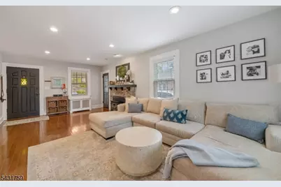 15 Valley Rd, Nutley, NJ 07110 - Photo 9