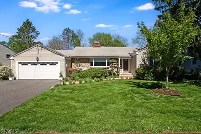 16 Brook Dr North, Morris Plains, NJ 07950 - Photo 1