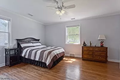 16 Brook Dr North, Morris Plains, NJ 07950 - Photo 15