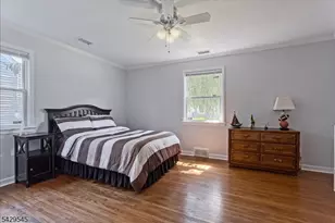 16 Brook Dr N, Morris Plains, NJ 07950 - Photo 15