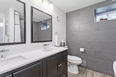 16 Brook Dr North, Morris Plains, NJ 07950 - Photo 23