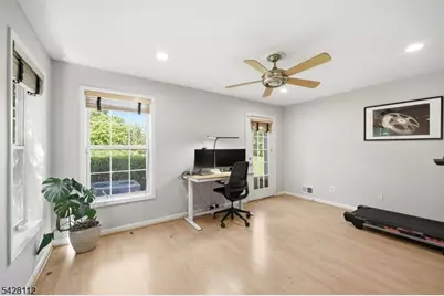 419 Hartford Dr, Nutley, NJ 07110 - Photo 37