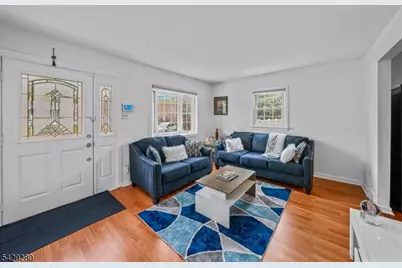 1407 Baetzel Ave, Gloucester City, NJ 08030 - Photo 3