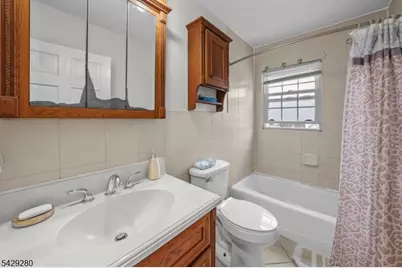 1407 Baetzel Ave, Gloucester City, NJ 08030 - Photo 13
