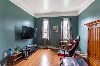 140A Clendenny Ave, Jersey City, NJ 07304 - Photo 19