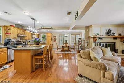 500A Maxim Dr, Hopatcong, NJ 07821 - Photo 7