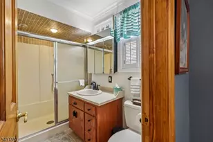 500 A Maxim Dr, Hopatcong, NJ 07821 - Photo 27