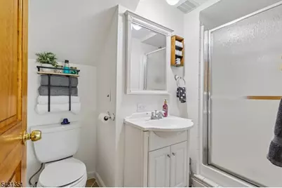 500A Maxim Dr, Hopatcong, NJ 07821 - Photo 21