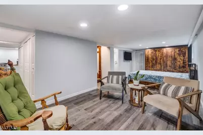 208 Greylock Pkwy, Belleville, NJ 07109 - Photo 25