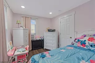 25 Woodland Ave, Nutley, NJ 07110 - Photo 19