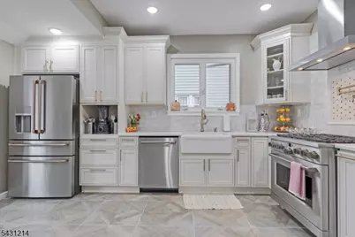 25 Woodland Ave, Nutley, NJ 07110 - Photo 5