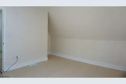 116 N 19th St, East Orange, NJ 07017 - Photo 7