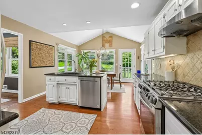 57 Ambar Pl, Bernardsville, NJ 07924 - Photo 13