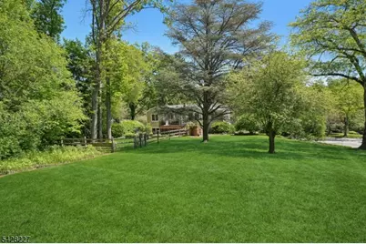 57 Ambar Pl, Bernardsville, NJ 07924 - Photo 39
