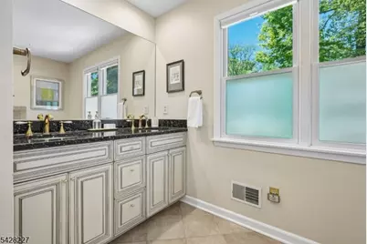 57 Ambar Pl, Bernardsville, NJ 07924 - Photo 19