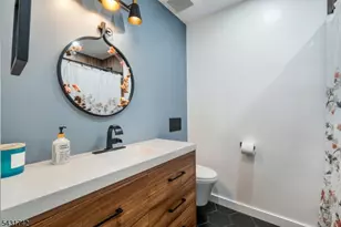 40 Schirra Dr, Wanaque, NJ 07465 - Photo 13