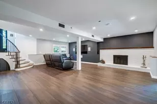 40 Schirra Dr, Wanaque, NJ 07465 - Photo 23