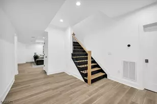 119 Cambridge Dr, Berkeley Heights Township, NJ 07922 - Photo 31