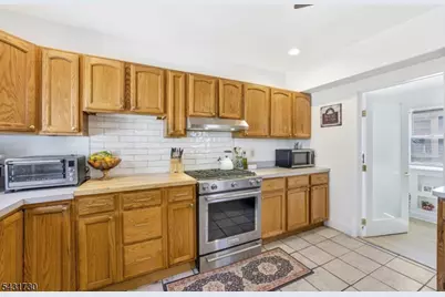 105 Main St, Lebanon, NJ 08833 - Photo 11