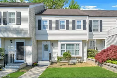 8 Pembroke Dr, Mendham, NJ 07945 - Photo 1