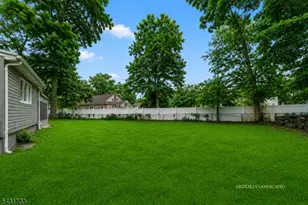 1585 St Ann St, Scotch Plains Township, NJ 07076 - Photo 31