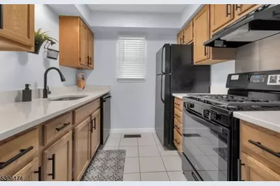 237 Rose St #1, Newark, NJ 07108 - Photo 5