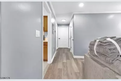 237 Rose St #1, Newark, NJ 07108 - Photo 3