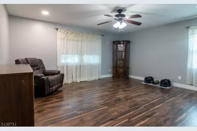 14 Buttonwood Dr, Franklin Township, NJ 08873 - Photo 13