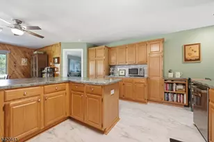 13 Central Ave, Readington, NJ 08889 - Photo 7