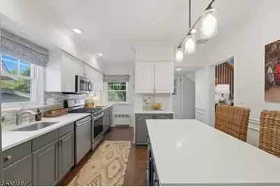 121 Kenneth Ter, South Orange, NJ 07079 - Photo 13