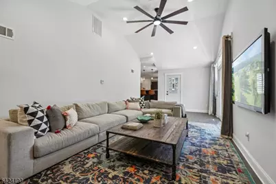 7 N Wyoming Ave, South Orange, NJ 07079 - Photo 15