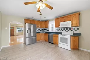 7 Willow St, Mount Arlington, NJ 07856 - Photo 11