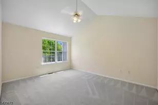 72 Dorchester Dr, Bernards Township, NJ 07920 - Photo 21