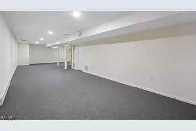 72 Dorchester Dr, Bernards Township, NJ 07920 - Photo 31