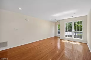 72 Dorchester Dr, Bernards Township, NJ 07920 - Photo 3