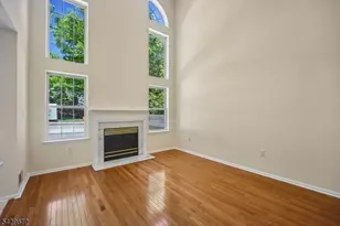 72 Dorchester Dr, Bernards Township, NJ 07920 - Photo 9