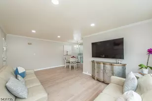 33 Knox Terrace, Wayne, NJ 07470 - Photo 5