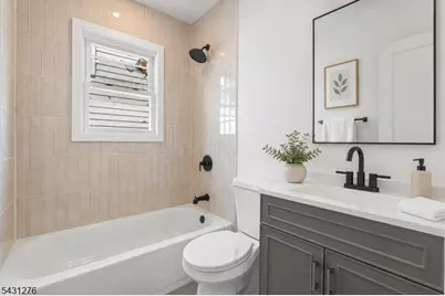 11 Dunkerly St, Totowa, NJ 07512 - Photo 15